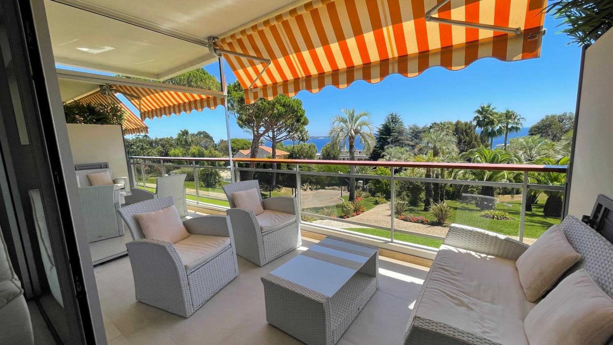 Appartement 2 Chambres Vue Mer Panoramique, Proche Croisette Cannes ヴァロリス エクステリア 写真