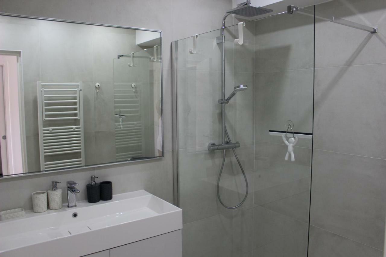 Appartement 2 Chambres Vue Mer Panoramique, Proche Croisette Cannes ヴァロリス エクステリア 写真